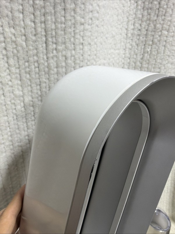 Dyson (AM09) Hot+Cool Jet Focus Fan Heater - White/Silver - No Remote gallery