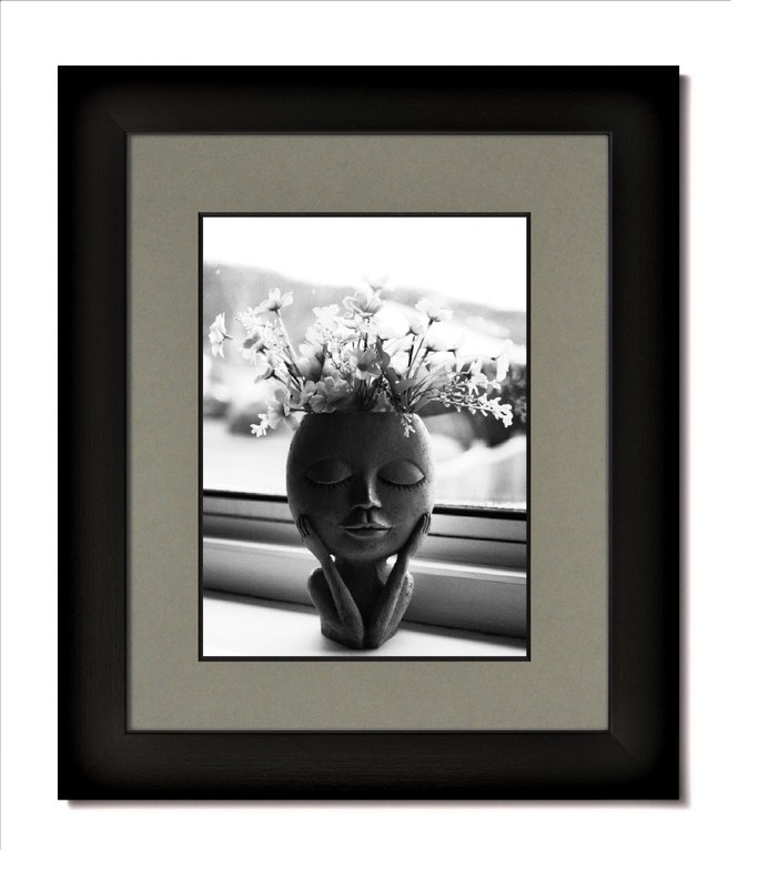 11×14 Matte Black Frame with Glass & Single Gray Black Core Mat for 8×10