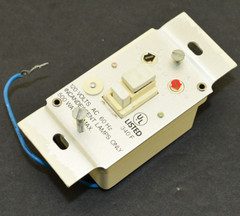 BSR X10 Remote Wall Light Switch Model No. X10-014711 120 Volts AC 60Hz USA