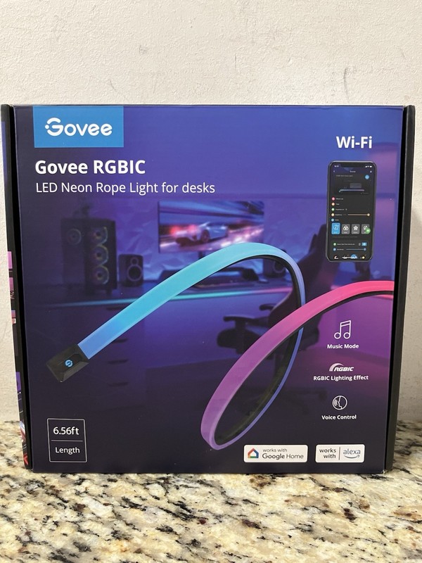 Govee – RGBIC LED Neon Rope Light for Desks 6.5ft – Multi