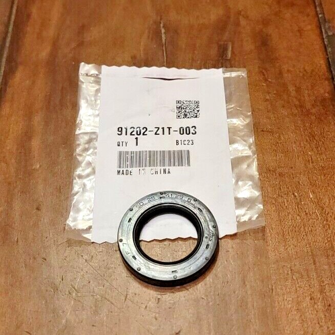 NEW Genuine HONDA Oil Seal (25x41x6) FC600 GX160 GX200 EU3000i 91202-Z1T-003 OEM