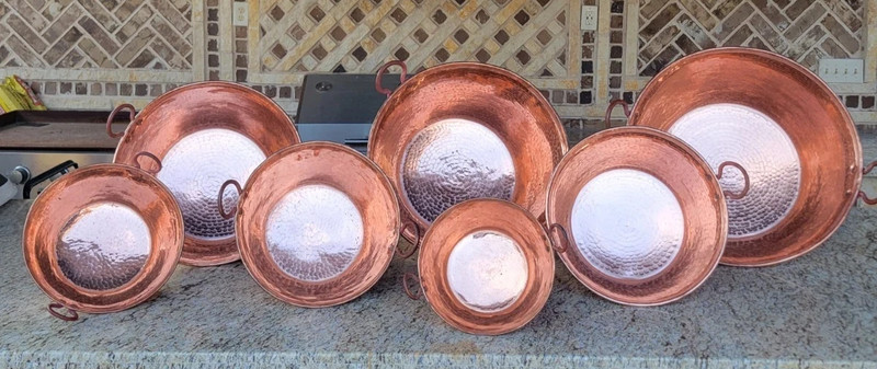 CAZO DE COBRE 17" inch MICHOACANO COPPER POT 18MM GAUGE. gallery