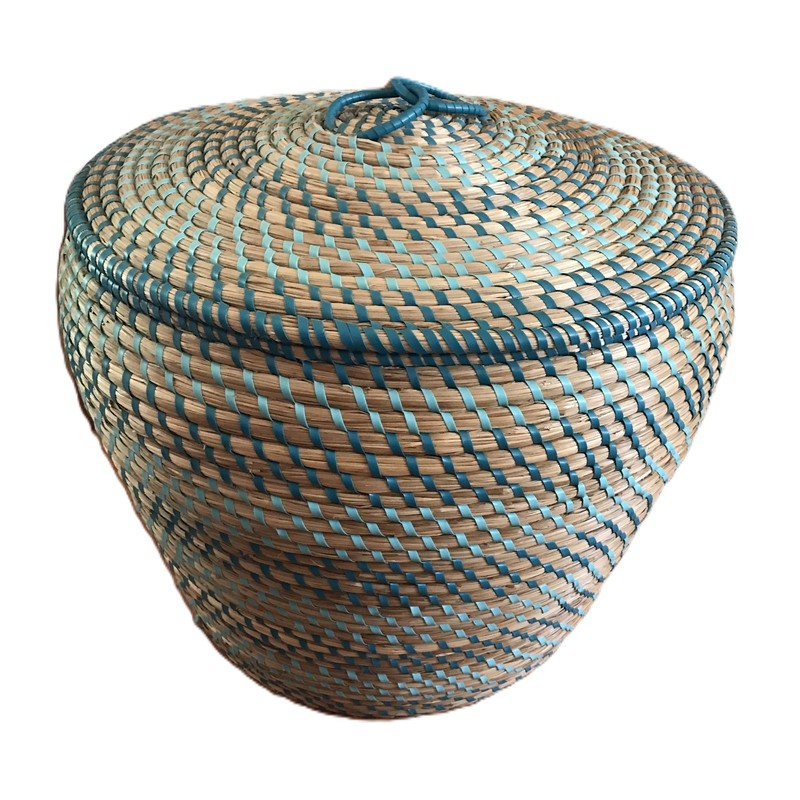 Extra Large Natural Grass Basket w/ Lid 1.5 Feet Tall X 17 Ins Wide Tight Weave