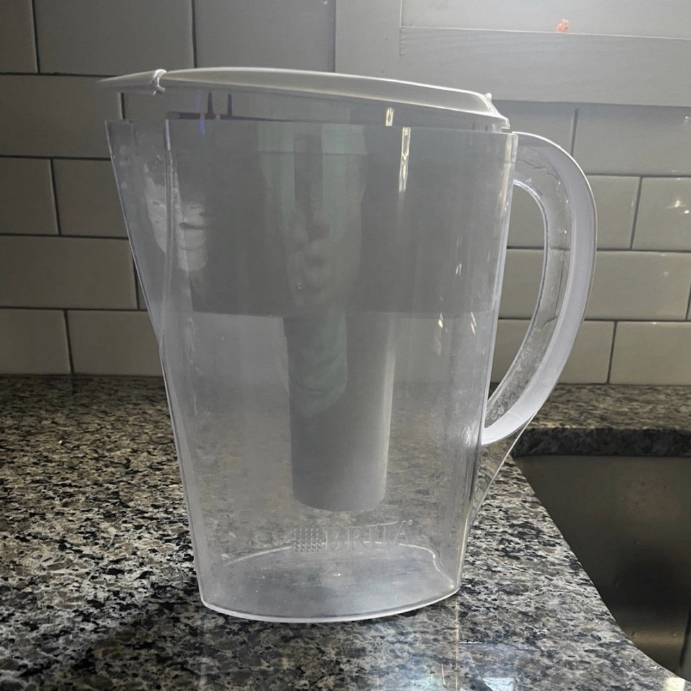 Brita Standard Metro White Water Pitcher Carbon Filter Household Plastic