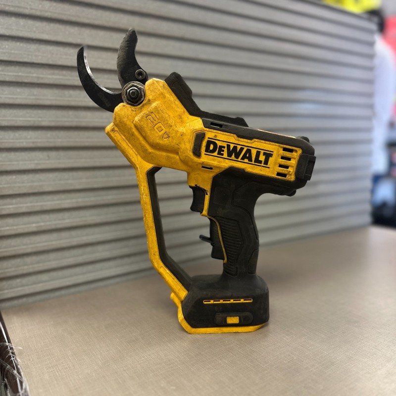 DEWALT 20V MAX Cordless Battery Powered Pruner (Tool Only)
