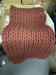 Bearaby Tencil Tree Napper Throw 20 Lb Reta $349 Mahogany Wine