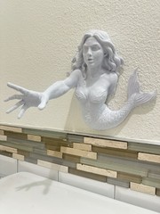 Mermaid Reaching Hand 9x9x7 Wall Mount Hanging Sculpture Art Fantasy Ocean Decor