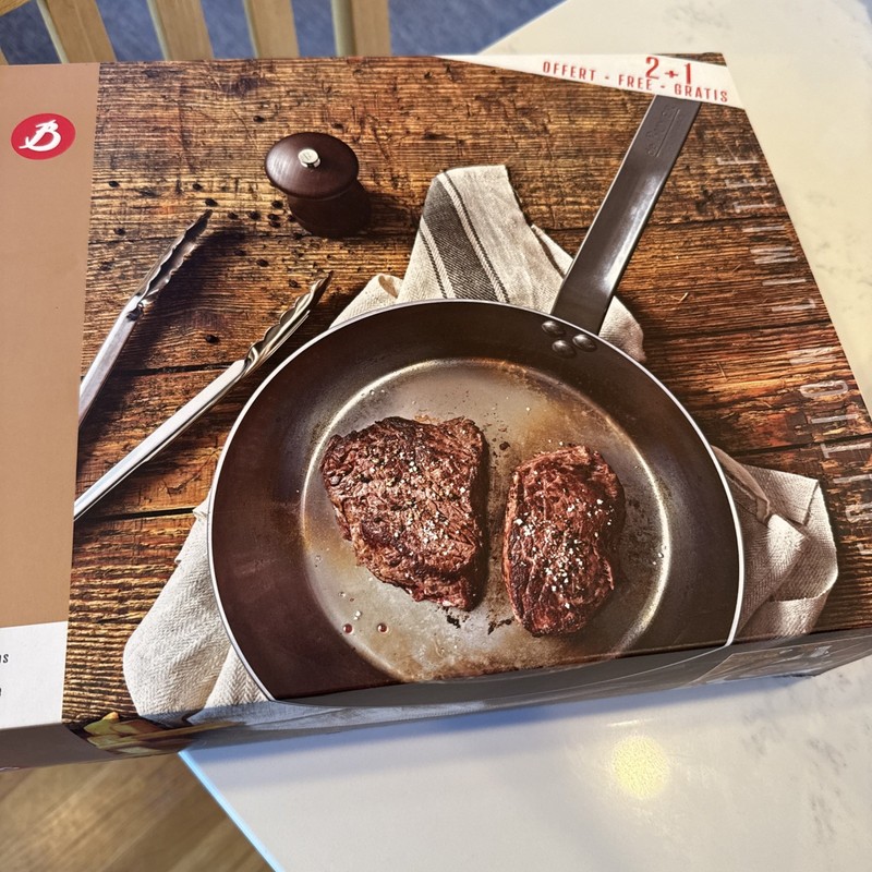 De Buyer Mineral B Round Carbon Steel Fry Pan,, 10 “ Steak Lover 3 Piece Set