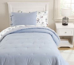 NEW Pottery Barn Kids Chambray Reversible Comforter