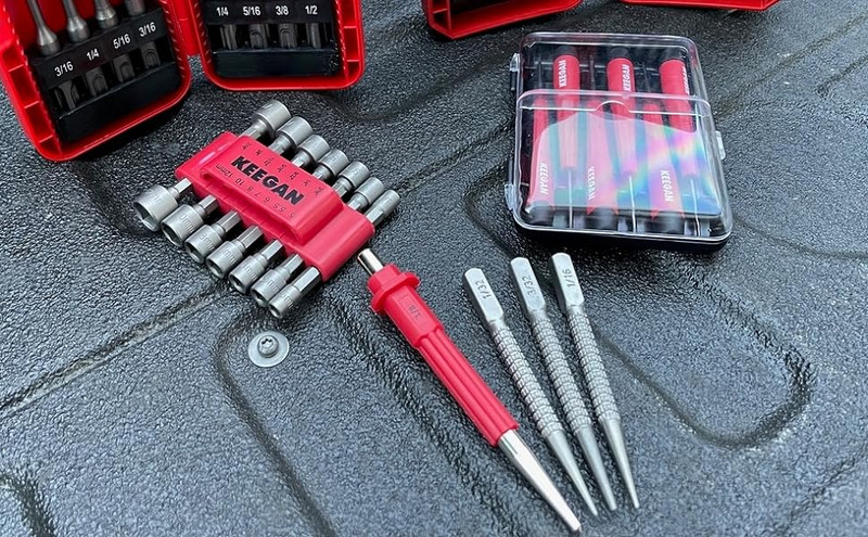 4 Piece Nail Setter & Center Punch Set 4" Wood Metal Super Impact Resistance USA gallery