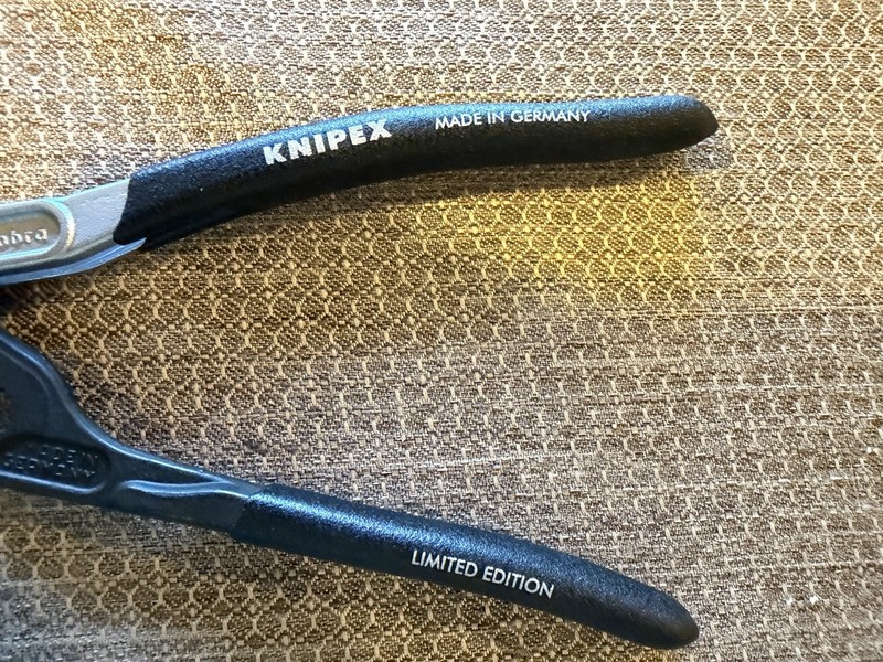 Knipex Cobra Limited Edition holiday 180mm gallery
