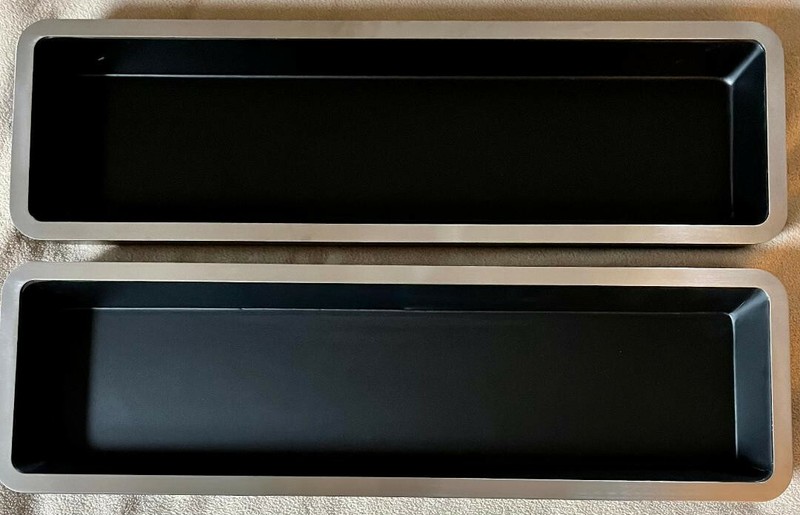 2 – Retangle Trays Atlas by Oneida 20″ x 5 3/4″ with box #5SRN
