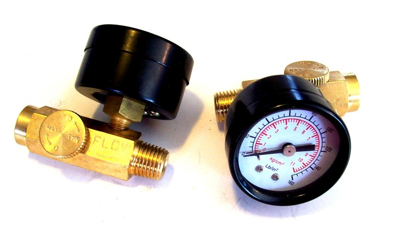 2 AIR PRESSURE REGULATORS WITH GAUGE 160 PSI MAX HOSE COMPRESSOR INLINE TOOL