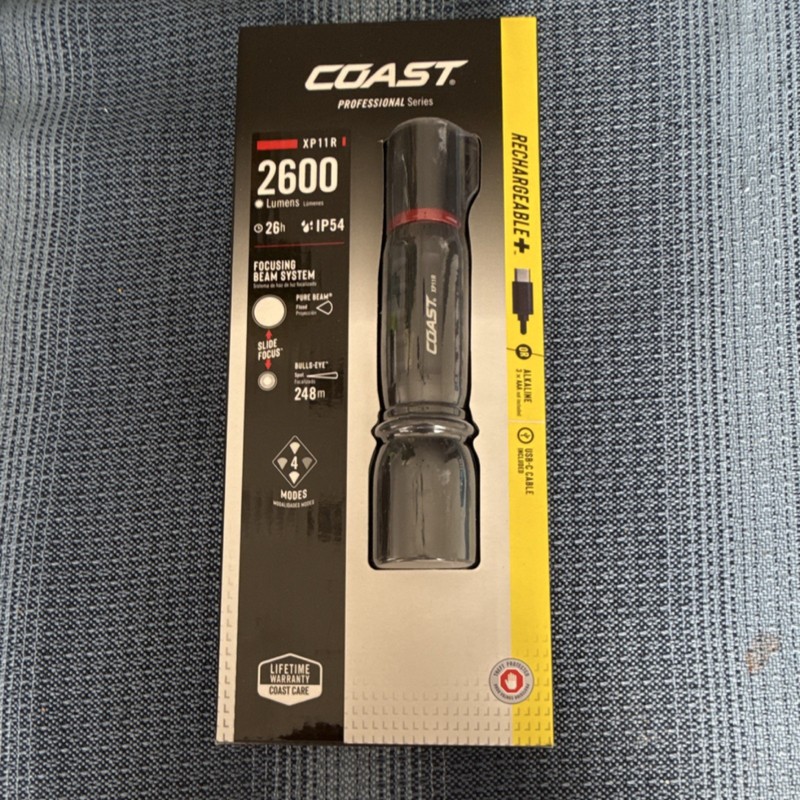 Coast XP11R Rechargeable LED Flashlight 2600 Lumens IP54 Black 248m Range