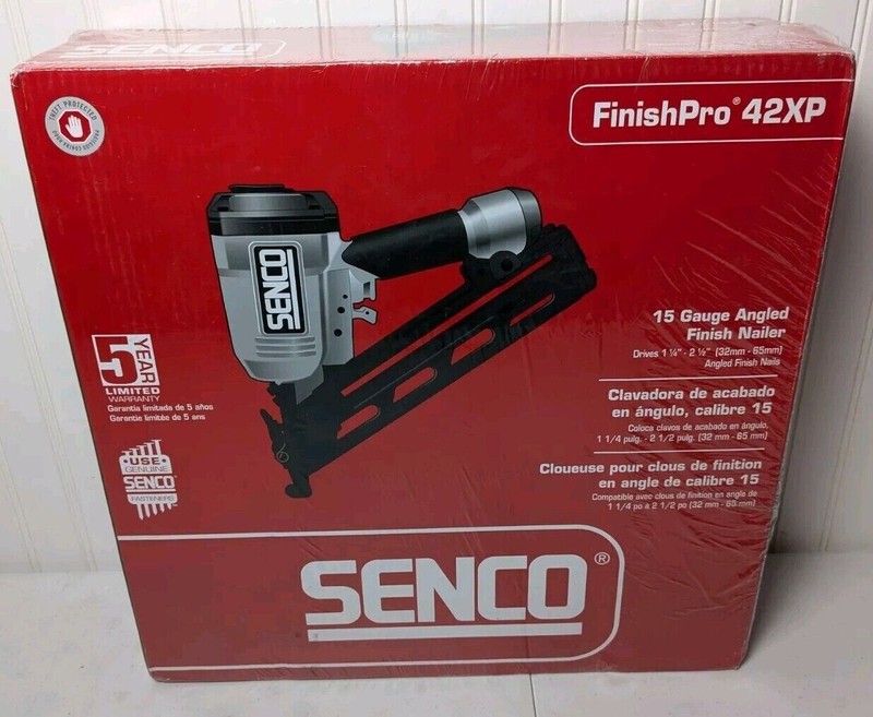 NEW Senco FinishPro 42XP 15-Gauge 2-1/2 In. Angled Finished Nailer 4G0001N