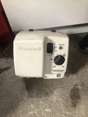 Honeywell WV4464B1037 Water Heater Gas Valve