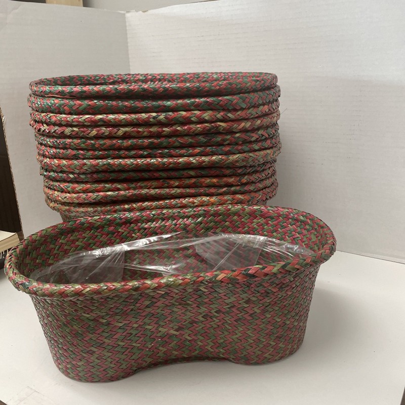 Lot of 12 Two Plant Holder Weaved Baskets Green /Red Christmas